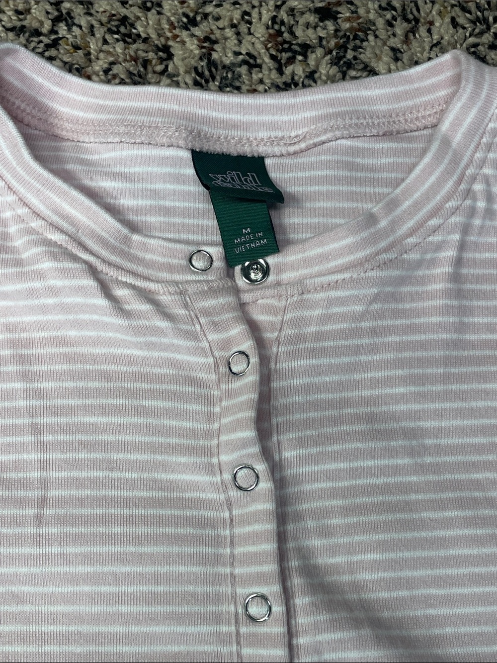 Wild Fable Slim Fit Striped Front Button Pink White Tee Size M | NWOT - Picture 2 of 3